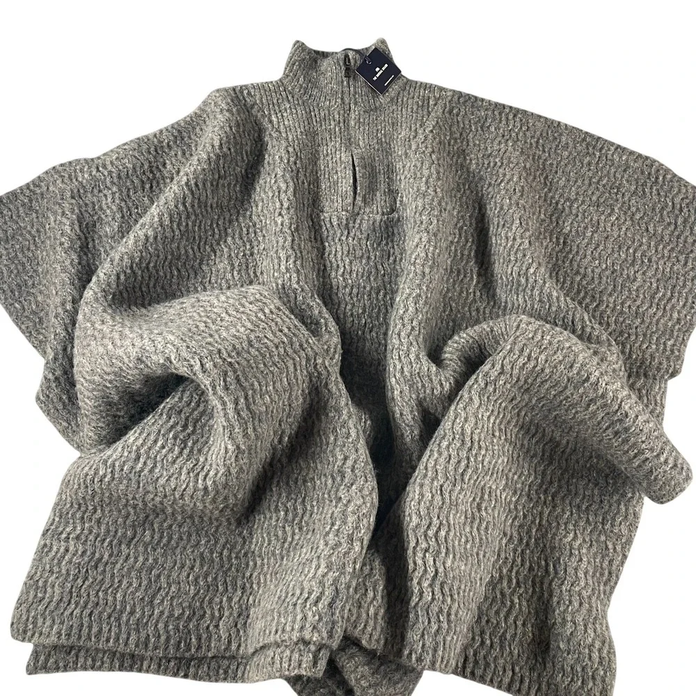 The Normal Brand Mountain Knit Poncho Womens OS‎ Wool Blend Knit Soft Comfy NEW